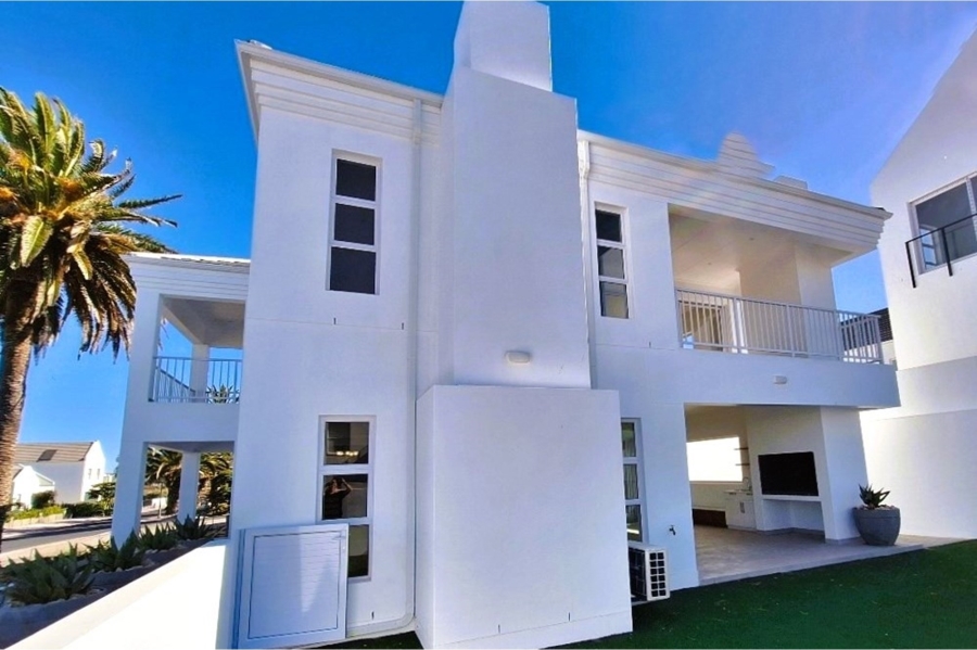 3 Bedroom Property for Sale in Shelley Point Western Cape